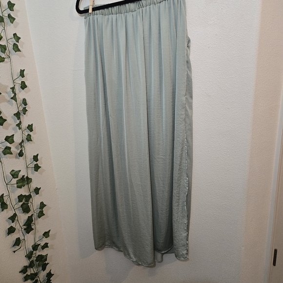 🌴FINAL SALE UO Sparkle & Fade Maxi Skirt Mint Green Large - Picture 9 of 13